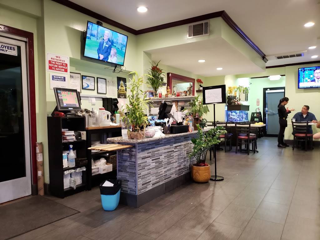 Elephant Thai kitchen | restaurant | 2087 Long Beach Boulevard, Long Beach, CA 90806, USA | 5625133015 OR +1 562-513-3015