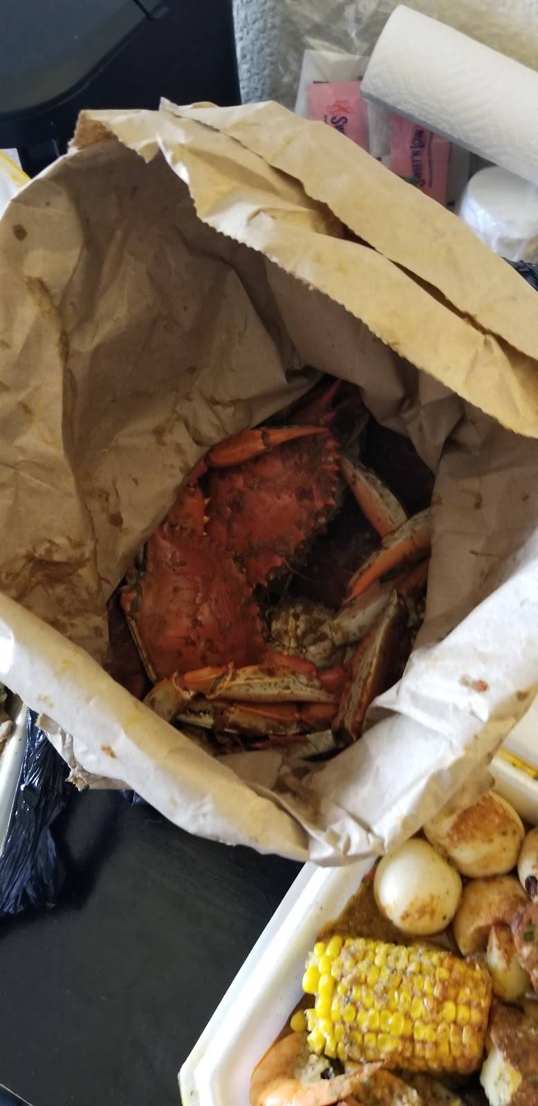 Channels Seafood Market | restaurant | 640 49th St S, St. Petersburg, FL 33707, USA | 7276437604 OR +1 727-643-7604