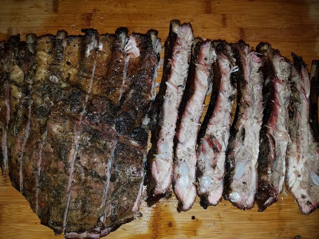 BUKKS BBQ SMOKEHOUSE~BBSH | restaurant | 2068 N Arlington Ave, Indianapolis, IN 46218, USA | 3176003236 OR +1 317-600-3236