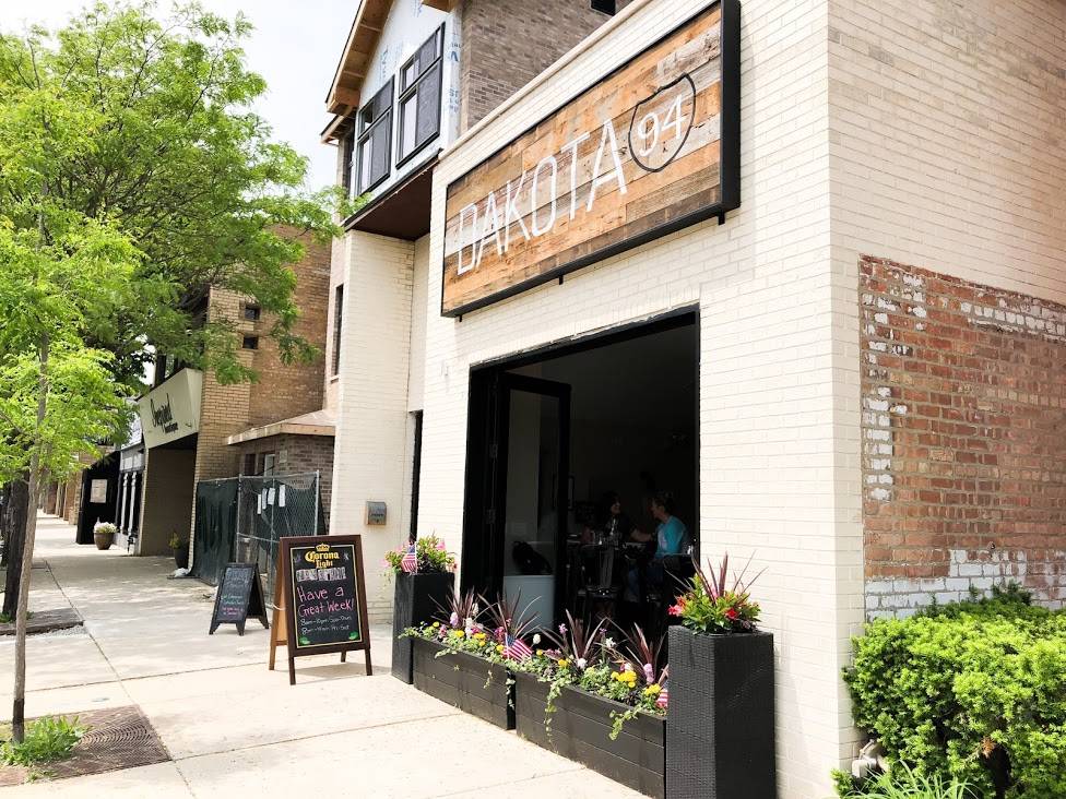 Dakota 94 | restaurant | 5304 W Devon Ave, Chicago, IL 60646, USA | 7738676494 OR +1 773-867-6494