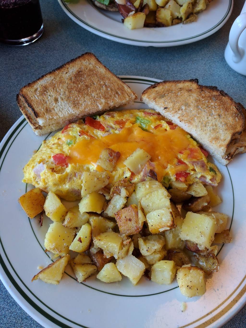 Royal Cafe | cafe | 811 San Pablo Ave, Albany, CA 94706, USA | 5105256066 OR +1 510-525-6066