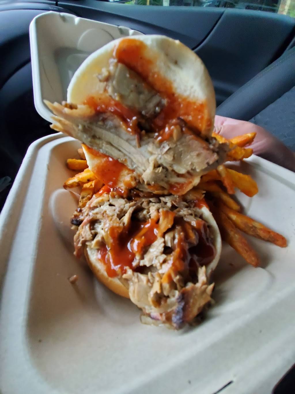 Smoke in the Pit | restaurant | 3733 Chicago Ave, Minneapolis, MN 55407, USA | 6123153145 OR +1 612-315-3145