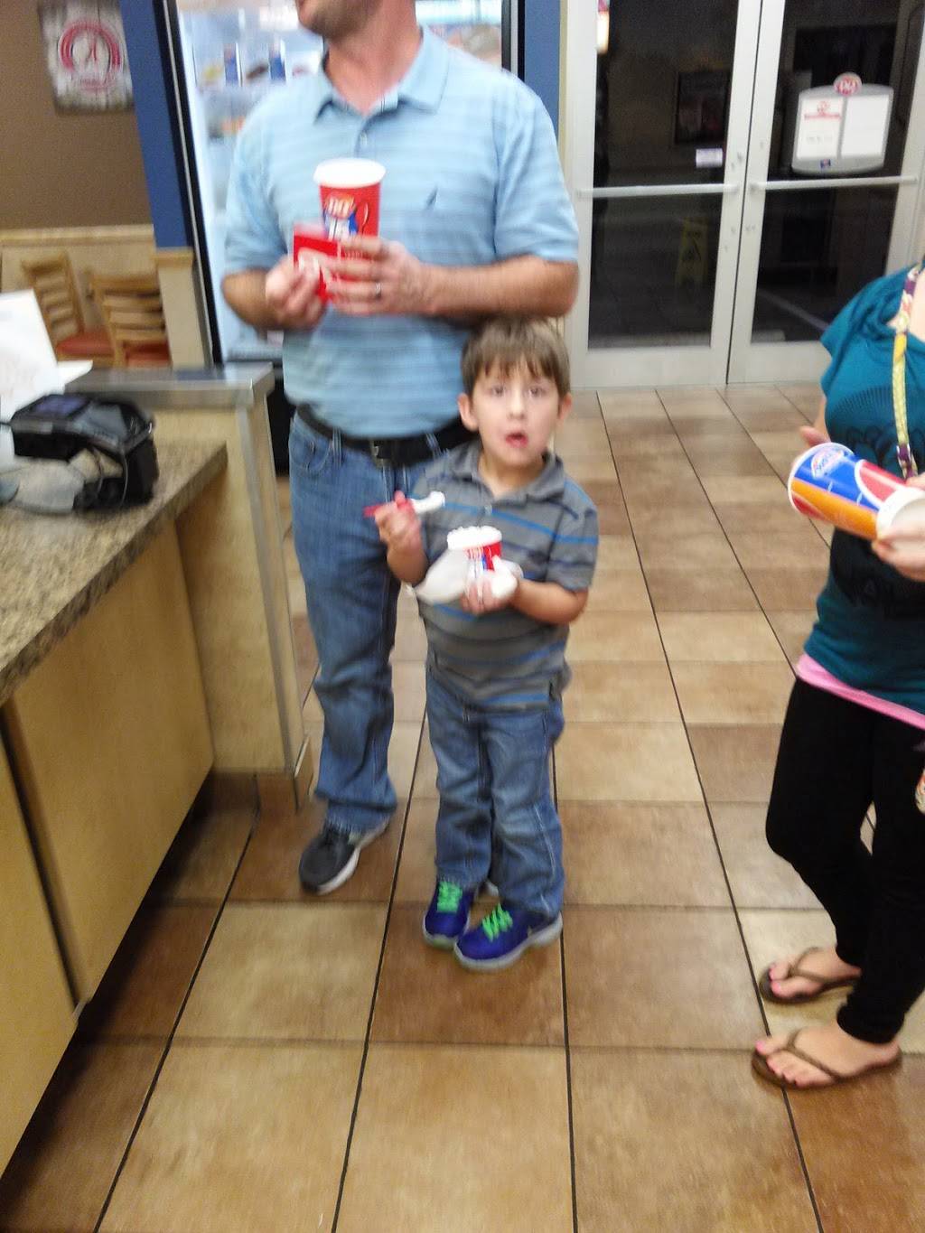 Dairy Queen Grill & Chill | restaurant | 3033 Tyler Dr, Northport, AL 35476, USA | 2053304353 OR +1 205-330-4353