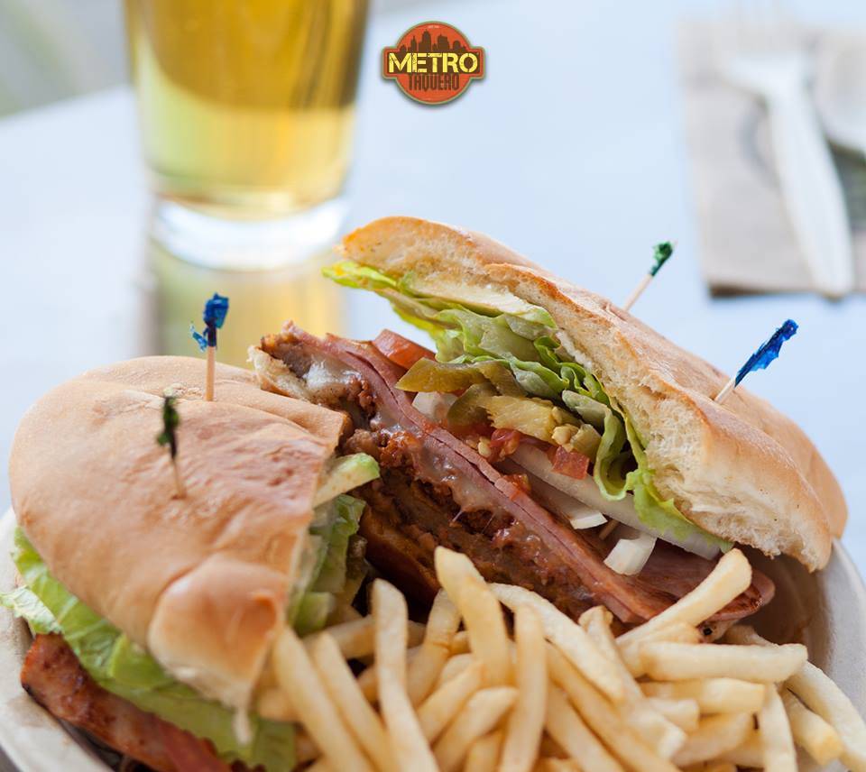 Metro Taquero | restaurant | 13775 E 14th St, San Leandro, CA 94578, USA | 5105673536 OR +1 510-567-3536