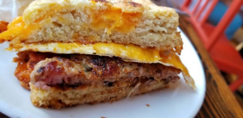 Blue Horse Beach Cafe | cafe | 4113 Main St, Fish Creek, WI 54212, USA | 9208681471 OR +1 920-868-1471