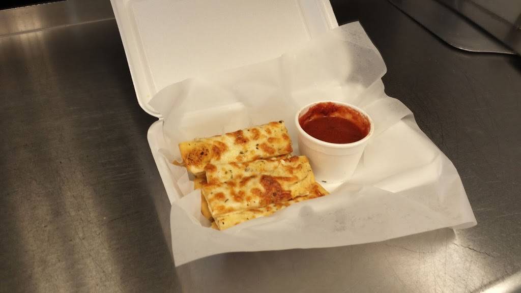 Windy City Pizza | restaurant | 1505 18th St #1, Charleston, IL 61920, USA | 2173454100 OR +1 217-345-4100