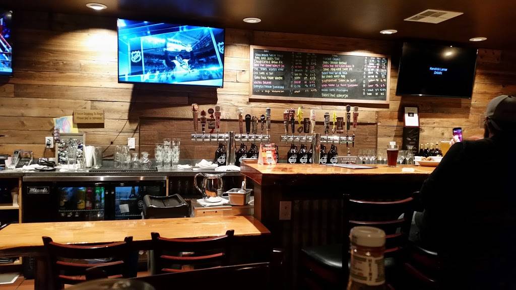 Slanted Tree Kitchen & Taproom | restaurant | 251 Pittman Rd # E, Fairfield, CA 94534, USA | 7078035666 OR +1 707-803-5666