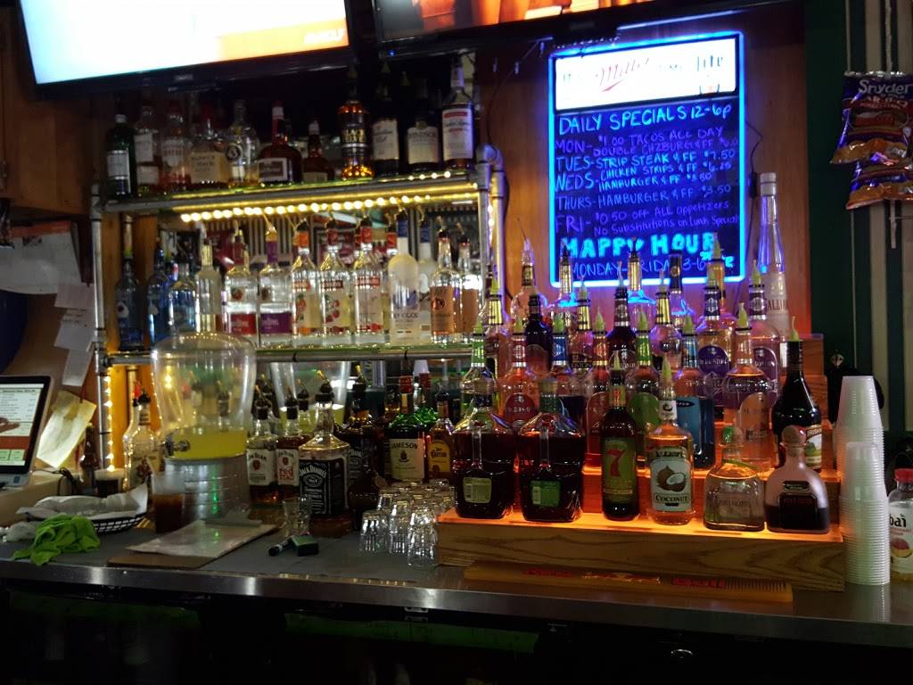 Canal Boat Lounge | restaurant | 119 Canal St S, Canal Fulton, OH 44614, USA | 3308549902 OR +1 330-854-9902