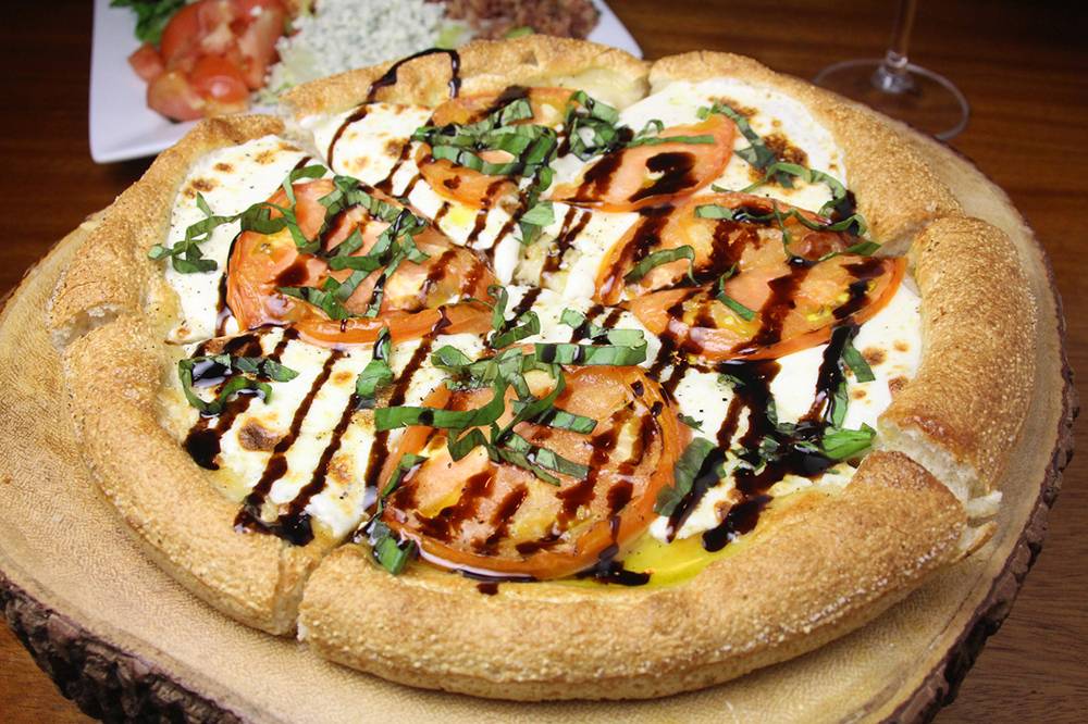 G & P Pizzeria | restaurant | 692 Raymond Rd, Chester, NH 03036, USA | 6038877123 OR +1 603-887-7123