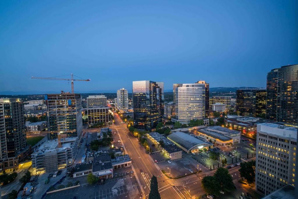 Daniel’s Broiler | night club | 10500 NE 8th St Unit BP2101, Bellevue, WA 98004, USA | 4254624662 OR +1 425-462-4662