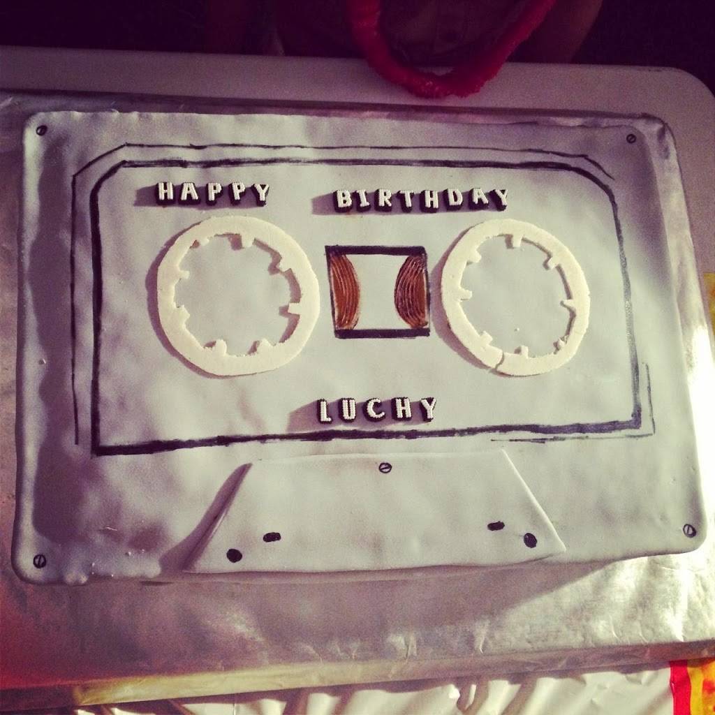 La Mateada Dulce | restaurant | 909 E Lake St, Aurora, IL 60506, USA | 3312622508 OR +1 331-262-2508