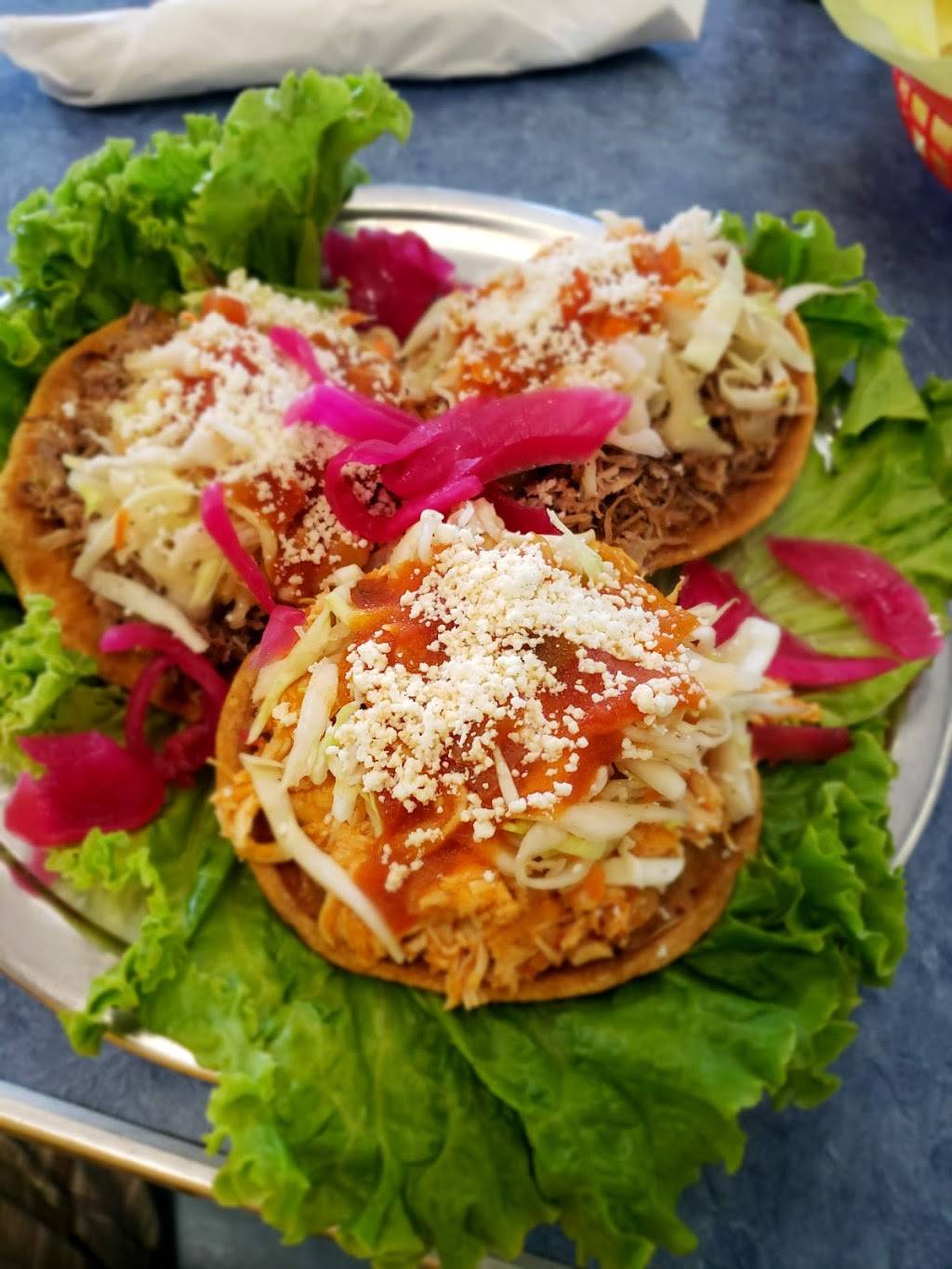 Rincon Hondureno | restaurant | 1654 W Adams Blvd, Los Angeles, CA 90007, USA | 3237349530 OR +1 323-734-9530