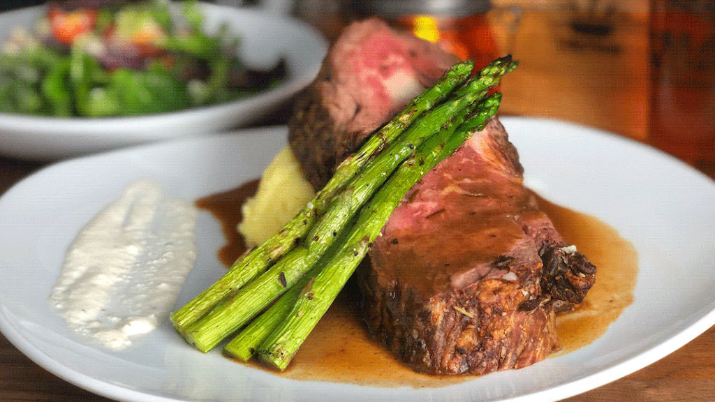 Crown | restaurant | 106 Bedford Ave, Bellmore, NY 11710, USA | 5169001560 OR +1 516-900-1560