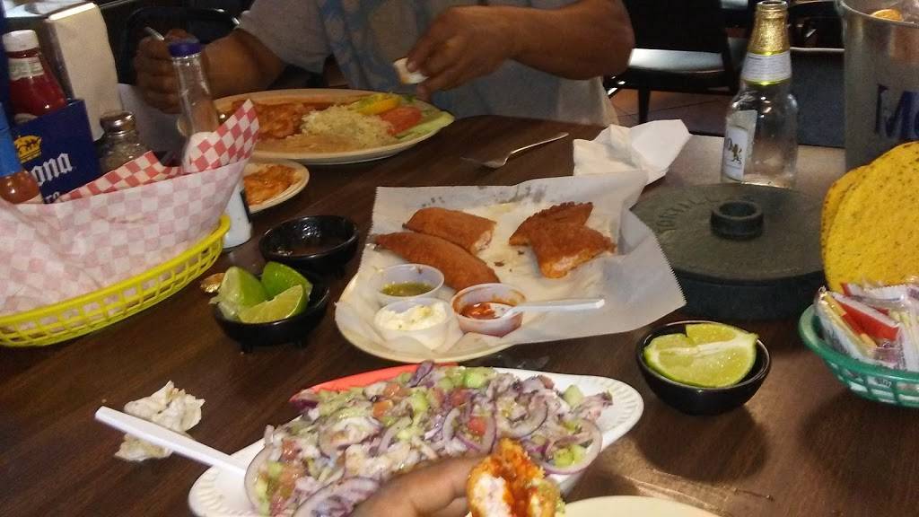 Las Islitas Mexican Restaurant | restaurant | 1550 S Federal Blvd unit a, Denver, CO 80219, USA | 3039368280 OR +1 303-936-8280