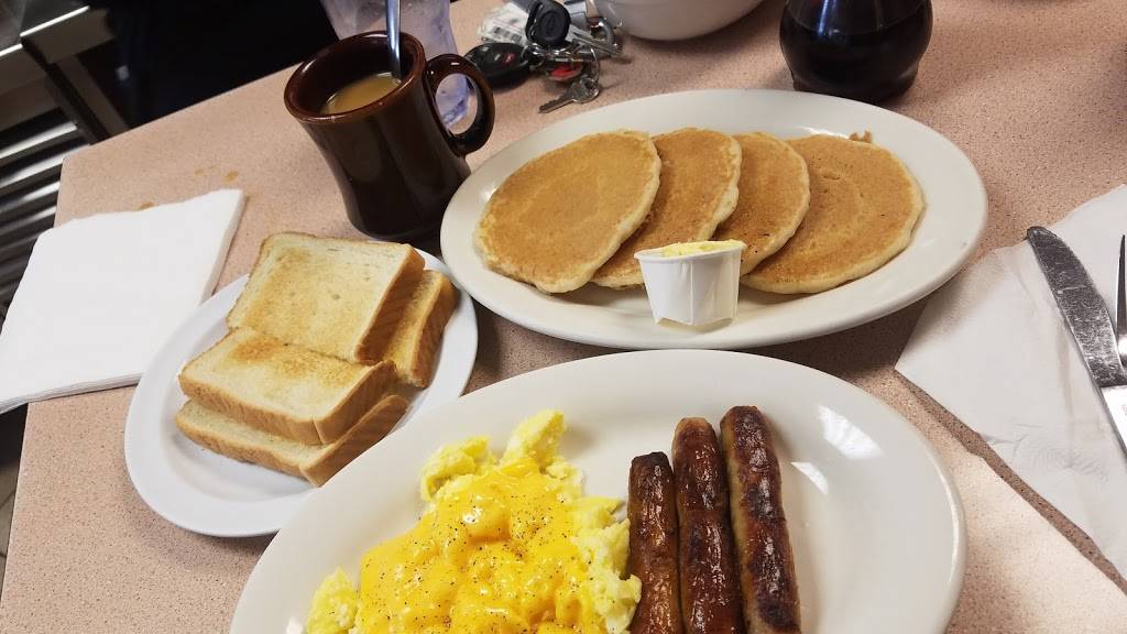 J&J Coney Island Iii | restaurant | 7220 W Vernor Hwy, Detroit, MI 48209, USA | 3138415250 OR +1 313-841-5250