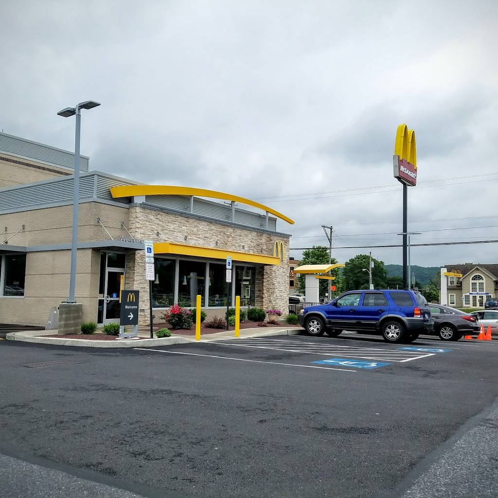 McDonalds | cafe | 140 N Reading Rd, Ephrata, PA 17522, USA | 7177331660 OR +1 717-733-1660