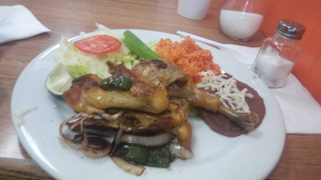 El Izote Salvadorian Food & Taqueria | restaurant | 5650 Power Inn Rd # 800, Sacramento, CA 95824, USA | 9163813774 OR +1 916-381-3774