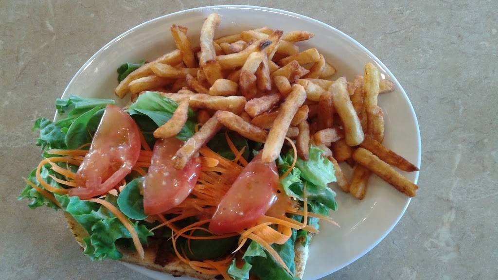 Le Sous-Marin | restaurant | 204 Rue Jacques-Cartier S, Saint-Jean-sur-Richelieu, QC J3B 4J2, Canada | 4503467496 OR +1 450-346-7496