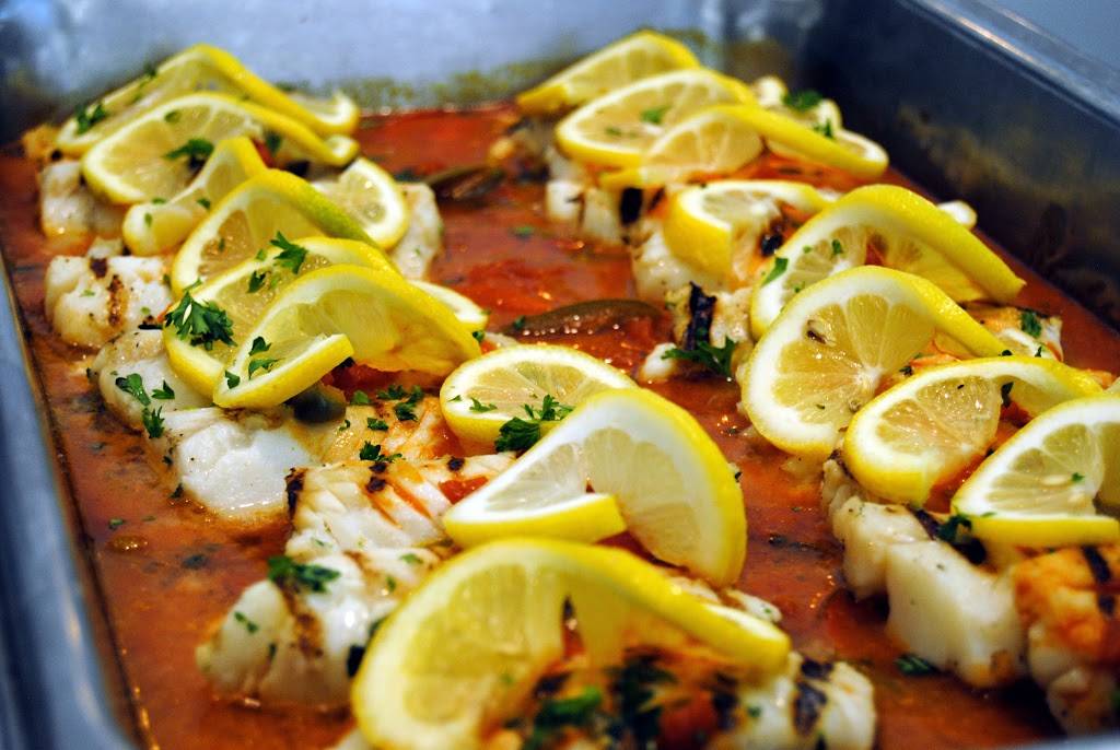 The Chartroom | restaurant | 6049 E 7th St, Long Beach, CA 90840, USA | 5629854090 OR +1 562-985-4090