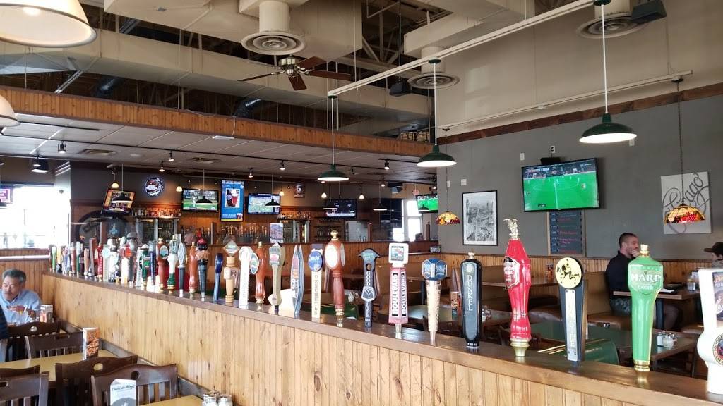 Old Chicago | restaurant | 10300 SE Washington St, Portland, OR 97216, USA | 9719980058 OR +1 971-998-0058