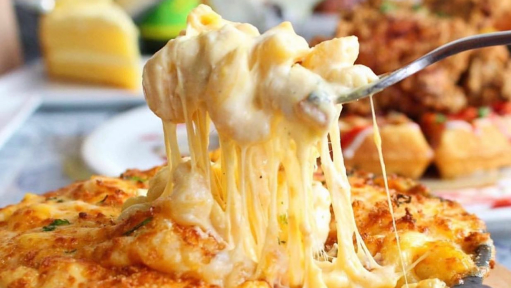 World Famous House of Mac (Orlando) | restaurant | 2435 S Orange Ave, Orlando, FL 32806, USA | 9179710907 OR +1 917-971-0907