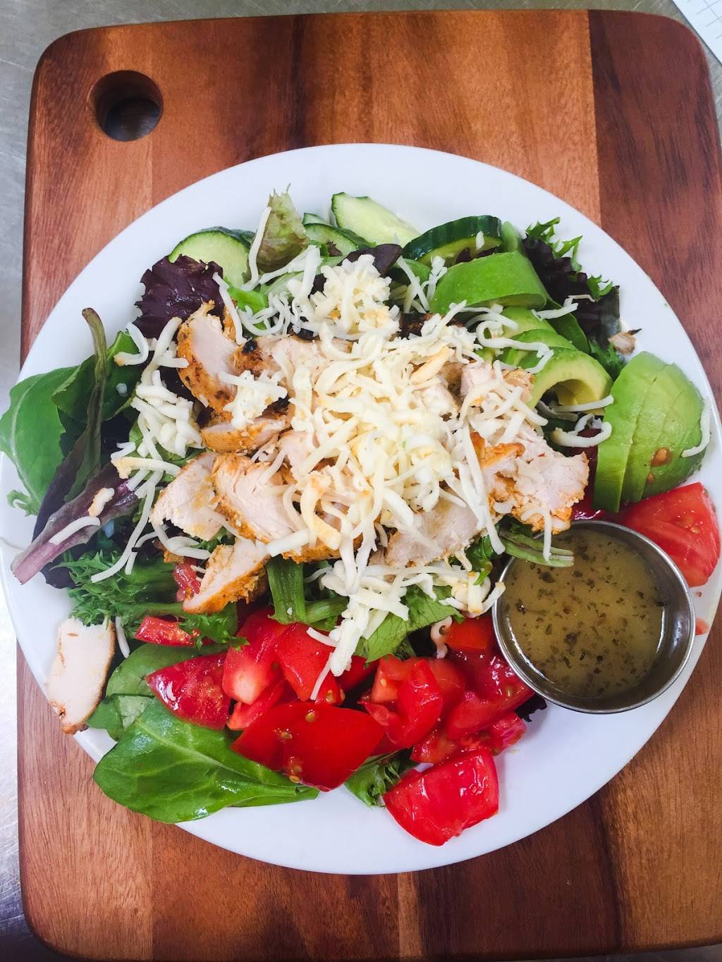 Lynn & Lus Escapade Cafe | restaurant | 3353 Grand Ave, Oakland, CA 94610, USA | 5108355705 OR +1 510-835-5705