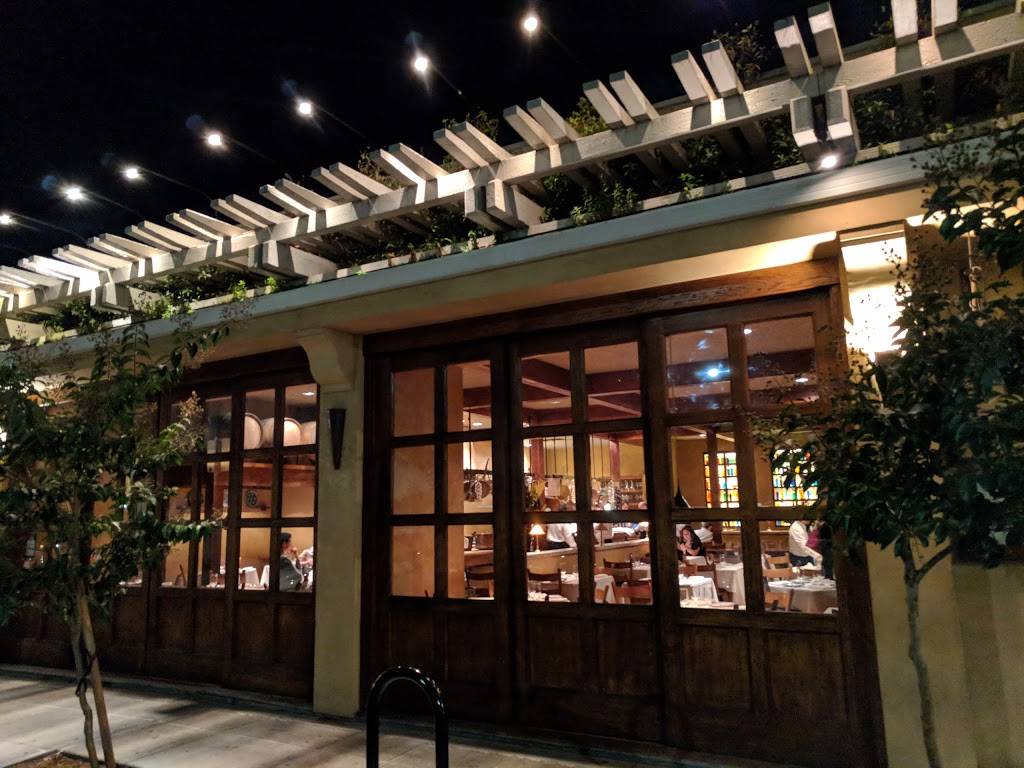 Evvia Estiatorio | restaurant | 420 Emerson St, Palo Alto, CA 94301, USA | 6503260983 OR +1 650-326-0983