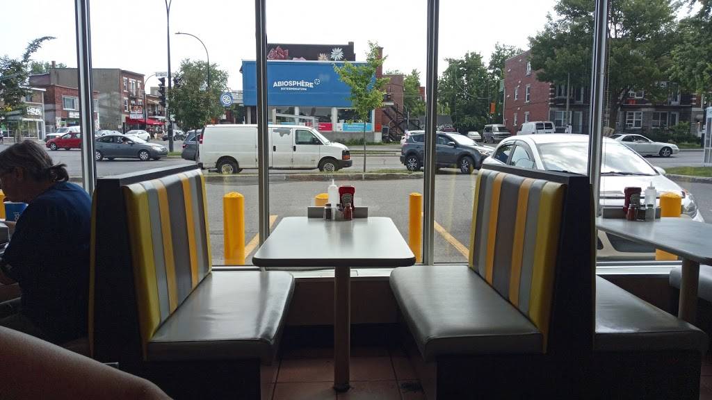 Restaurant Le Petit Québec | restaurant | 3255 Boulevard Rosemont, Montréal, QC H1X 1K1, Canada | 5147290123 OR +1 514-729-0123