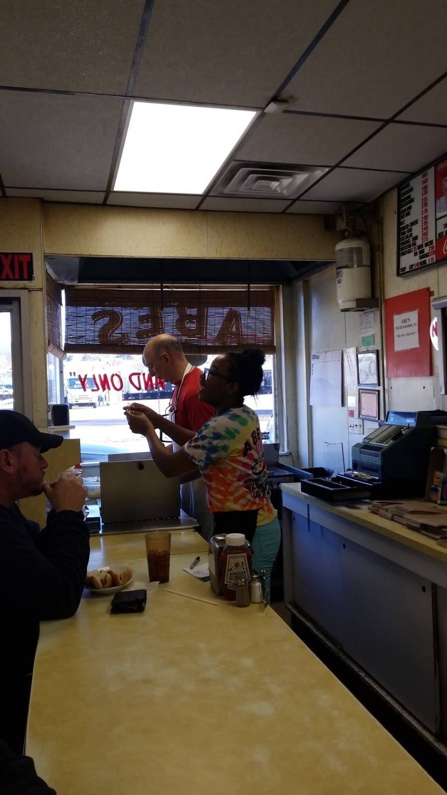 Abes Hot Dogs | restaurant | 419 S Main St, Wilkes-Barre, PA 18701, USA | 5708248222 OR +1 570-824-8222