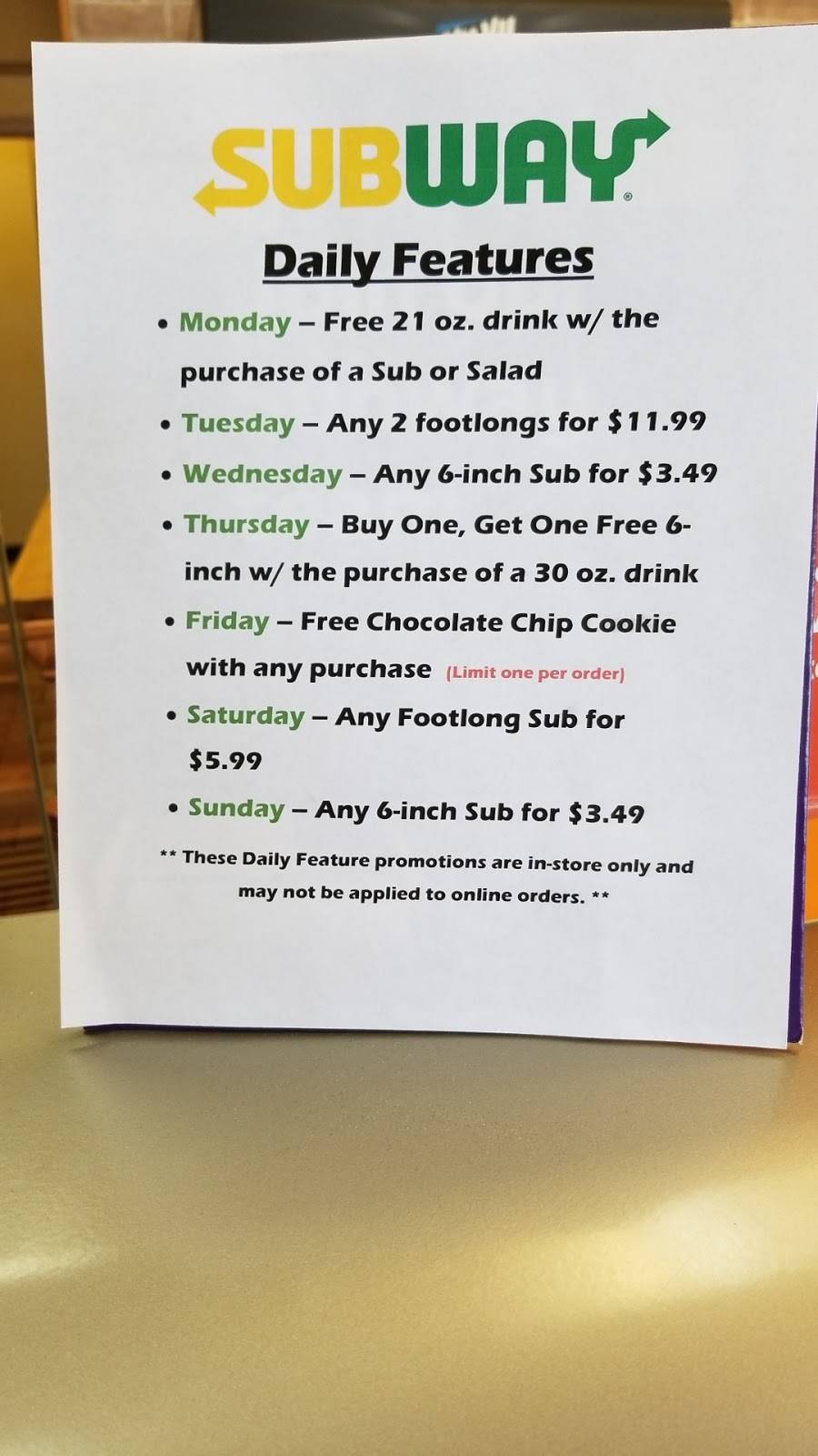 Subway Restaurants | restaurant | 323 N Wales Rd, Wales, WI 53183, USA | 2622014586 OR +1 262-201-4586