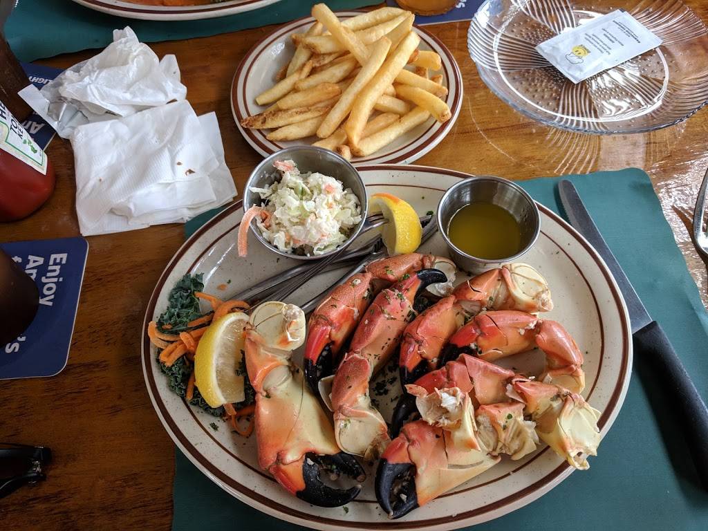 Little Bar Restaurant | restaurant | 205 Harbor Pl N, Goodland, FL 34140, USA | 2393945663 OR +1 239-394-5663