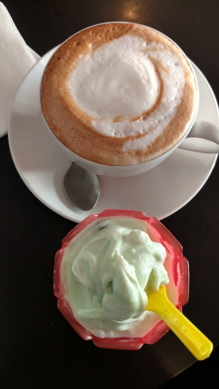 Gelato Vero Caffe | cafe | 3753 India St, San Diego, CA 92103, USA | 6192959269 OR +1 619-295-9269