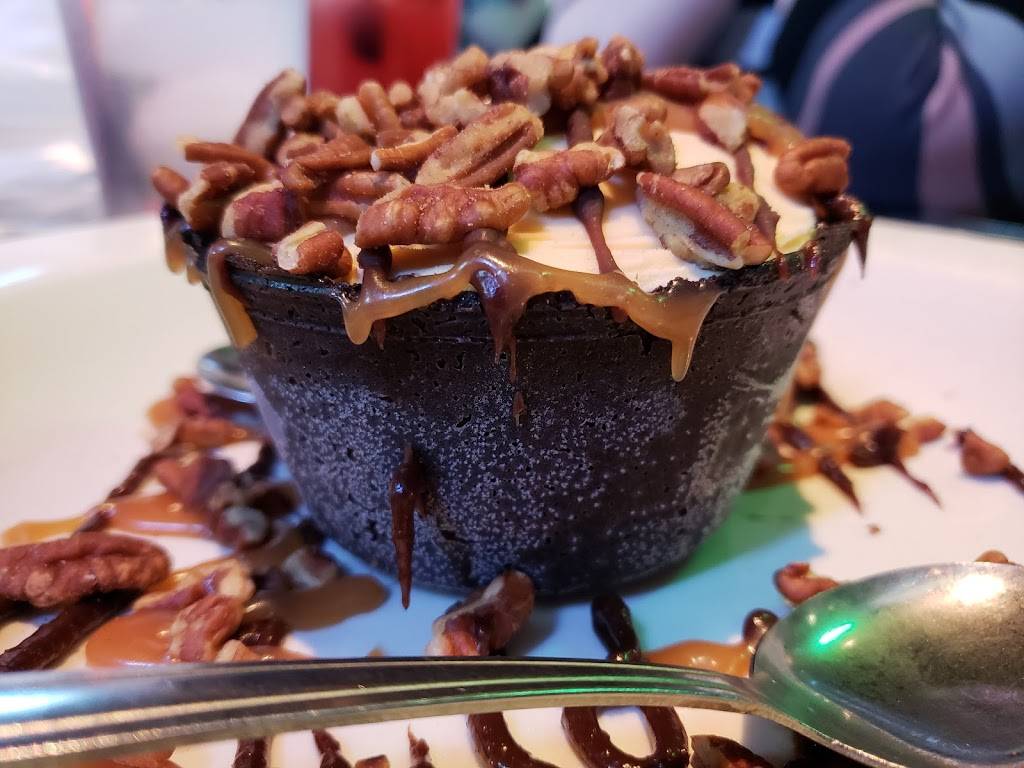 Bubbas 33 | restaurant | 16100 N Arrowhead Fountains Center Dr, Peoria, AZ 85382, USA | 6234129933 OR +1 623-412-9933