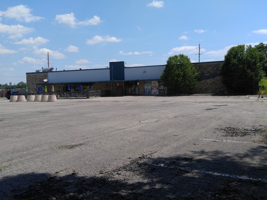 Pohlman Lanes & Family Entertainment Complex | restaurant | 954 Pyramid Hill Blvd, Hamilton, OH 45013, USA | 5137957694 OR +1 513-795-7694