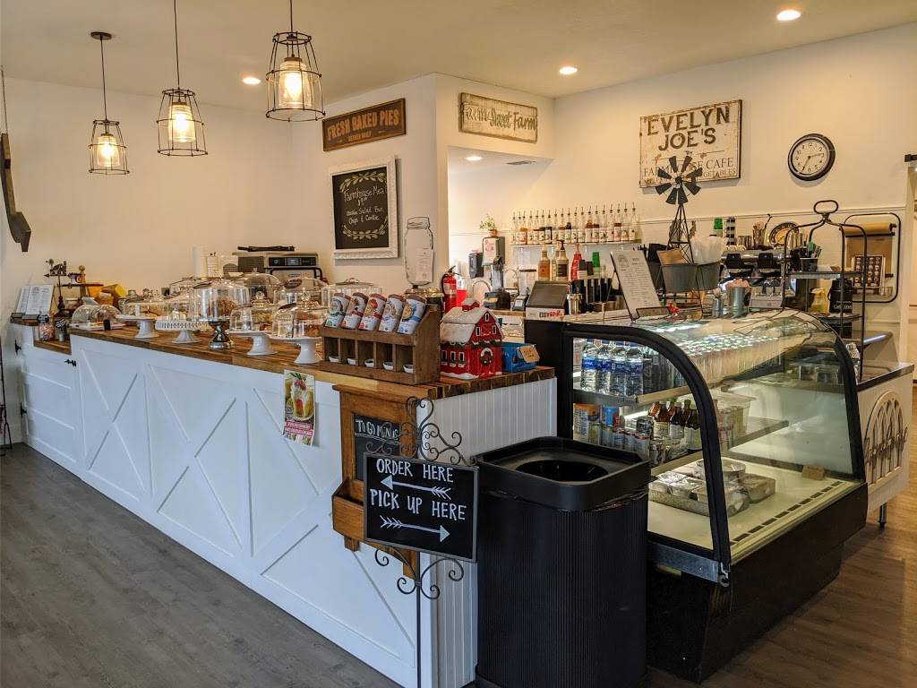 Evelyn Joes Farmhouse Cafe | restaurant | 11247 Grove St SE, Mehama, OR 97384, USA | 5038592527 OR +1 503-859-2527