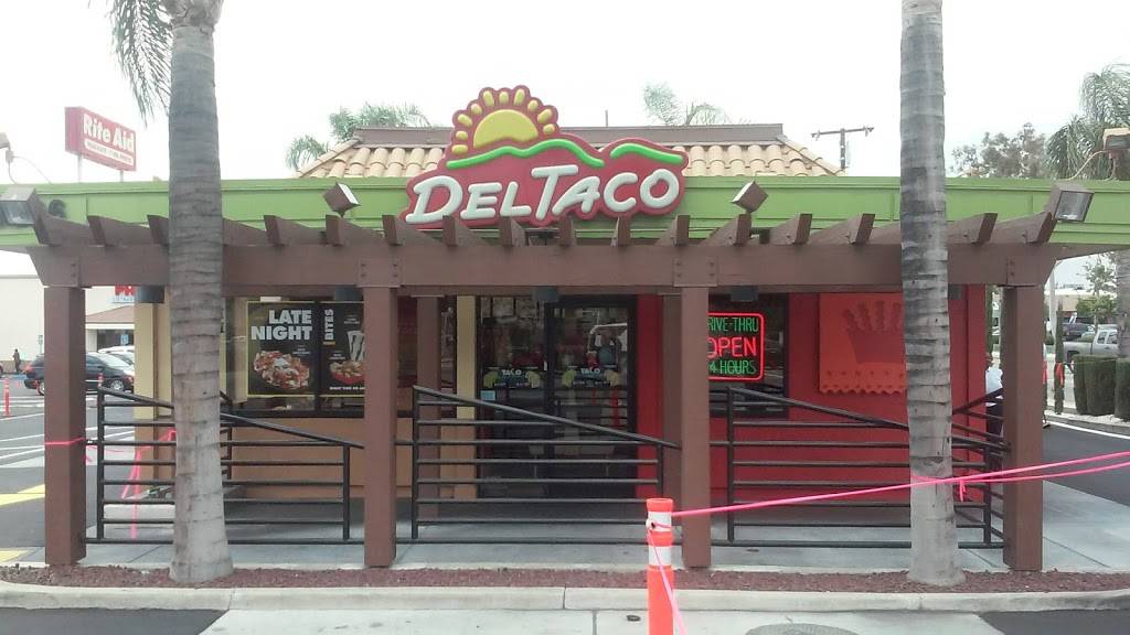 Del Taco | meal takeaway | 9906 Sierra Ave, Fontana, CA 92335, USA | 9098233191 OR +1 909-823-3191