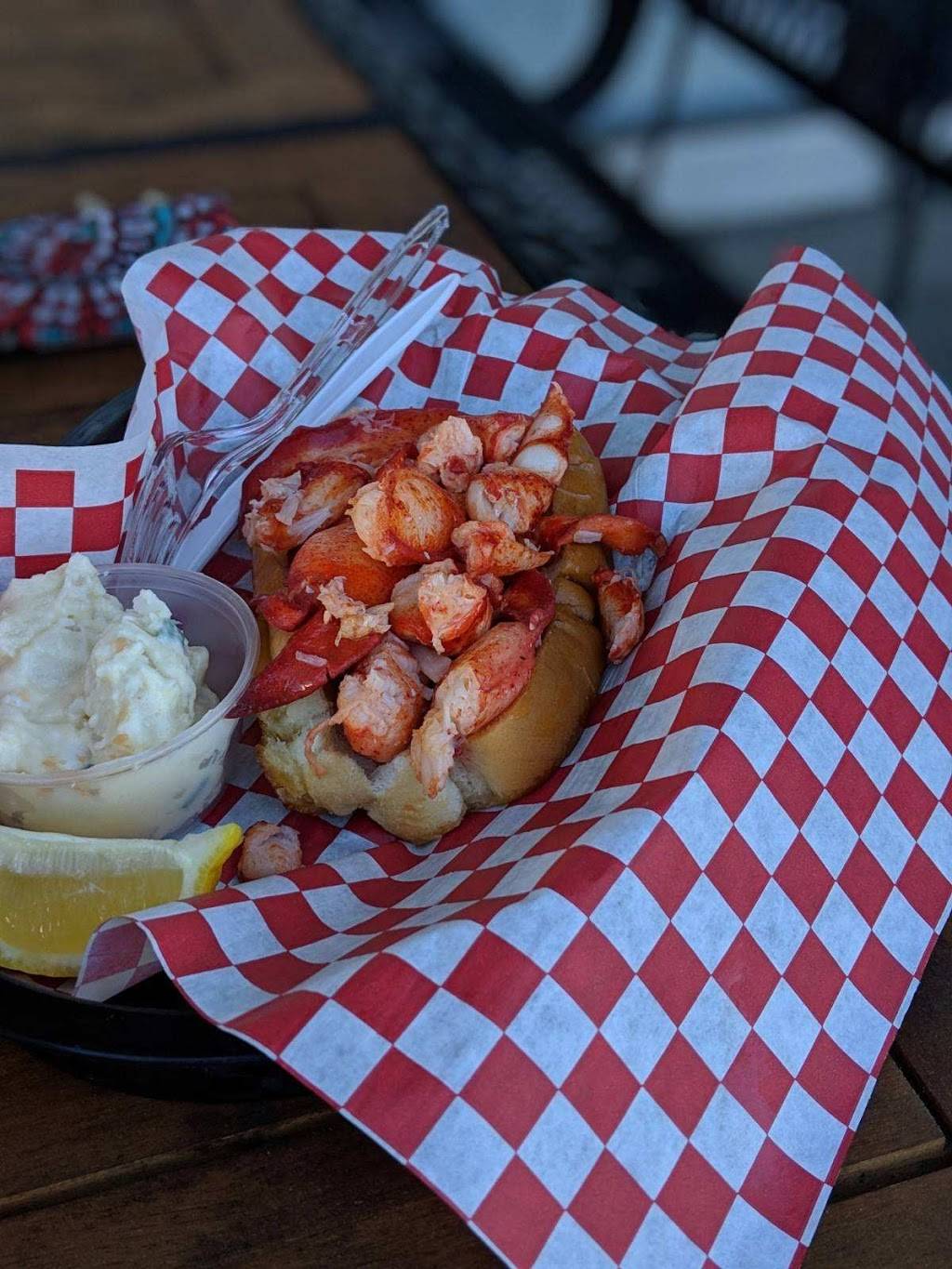 Lakewood Ranch Lobster Pound and Fresh Seafood Bistro and Market | restaurant | 8740 E State Rd 70, Bradenton, FL 34202, USA | 9417553474 OR +1 941-755-3474
