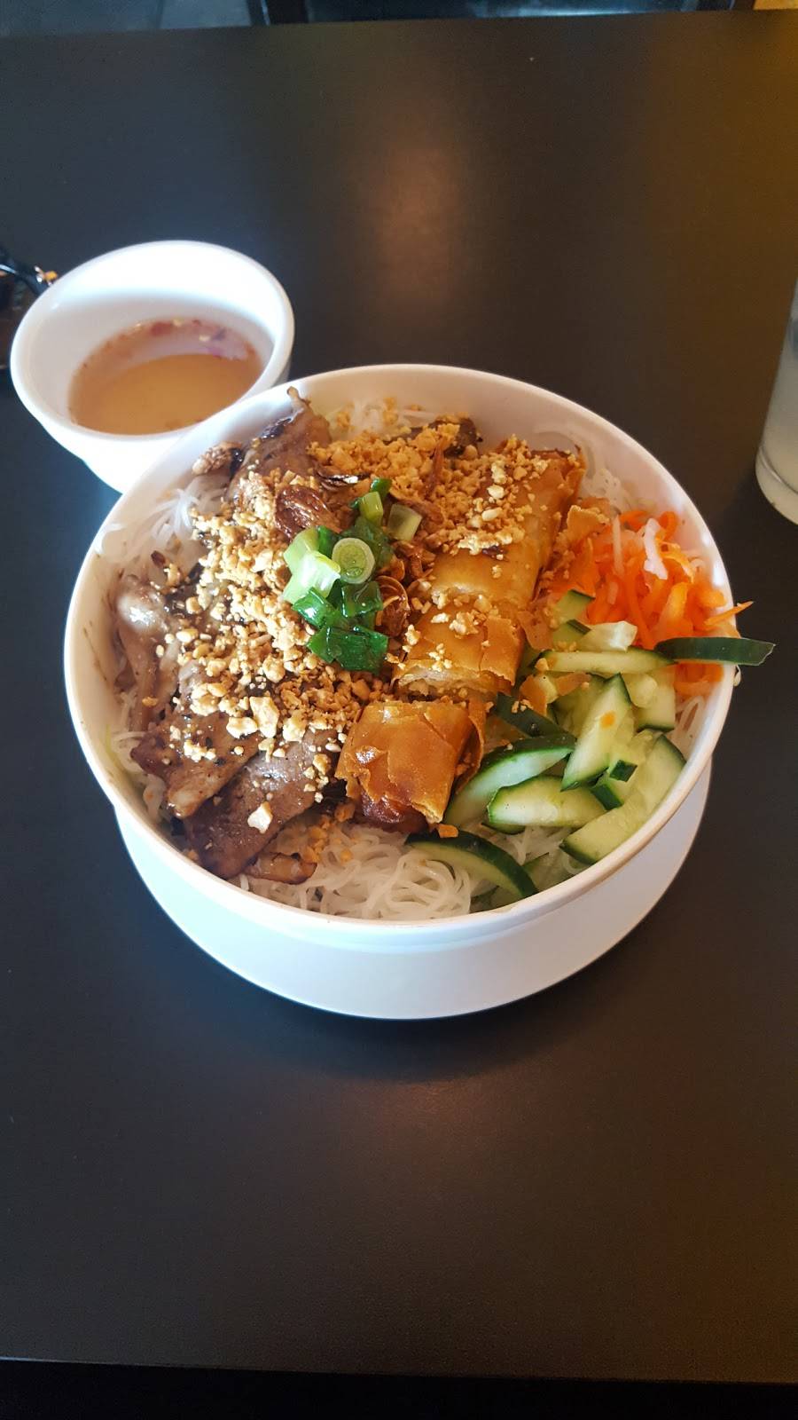 Vietnams Pearl Restaurant | restaurant | 1215 Baker St, Costa Mesa, CA 92626, USA | 7145402212 OR +1 714-540-2212