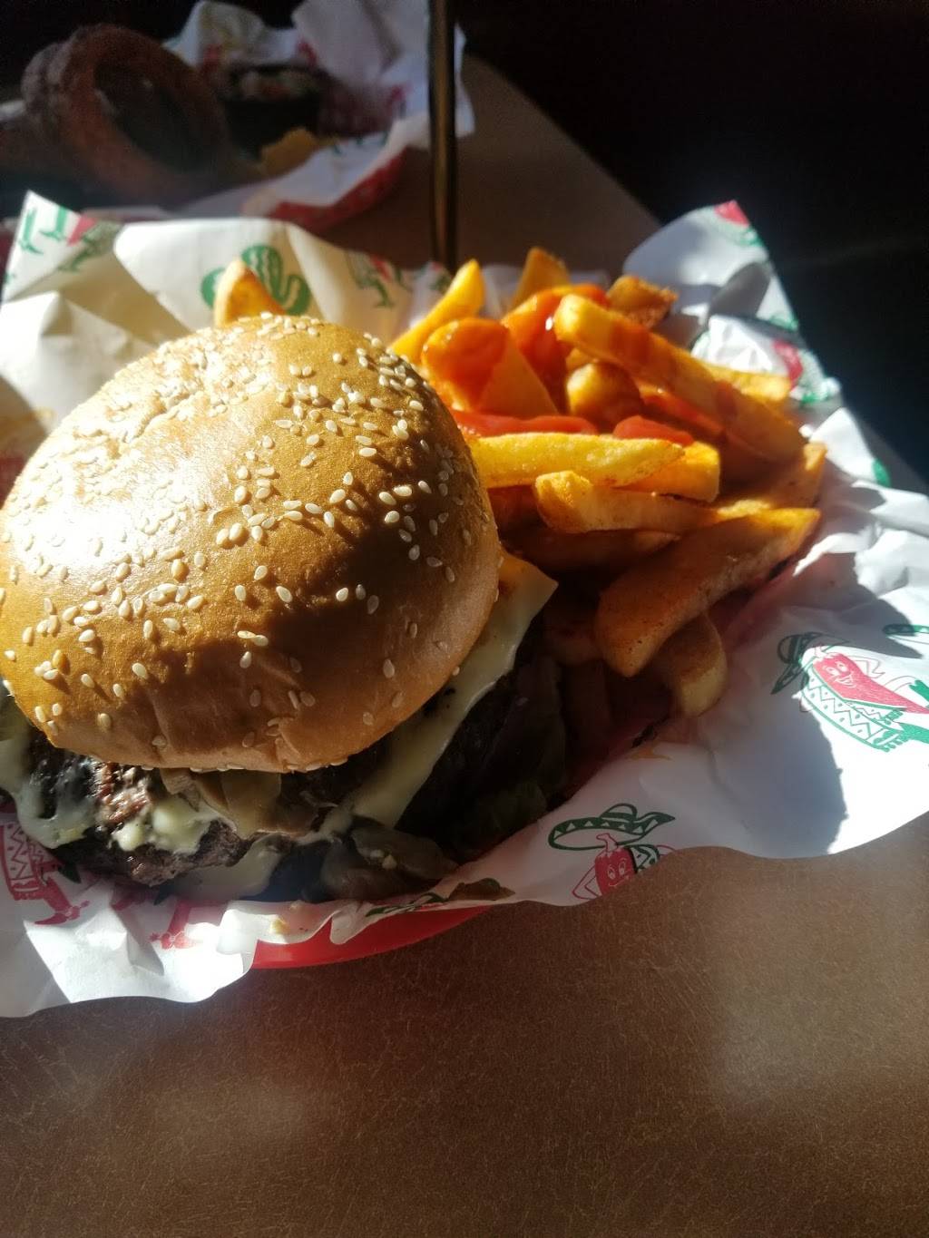 Booyas | restaurant | 954 W Poplar Ave, Collierville, TN 38017, USA | 9018549466 OR +1 901-854-9466