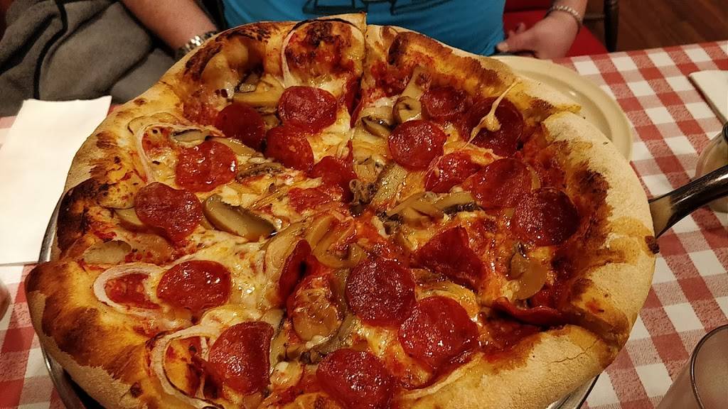 Zeregas | restaurant | 5351 Main St, Windham, NY 12496, USA | 5187344655 OR +1 518-734-4655