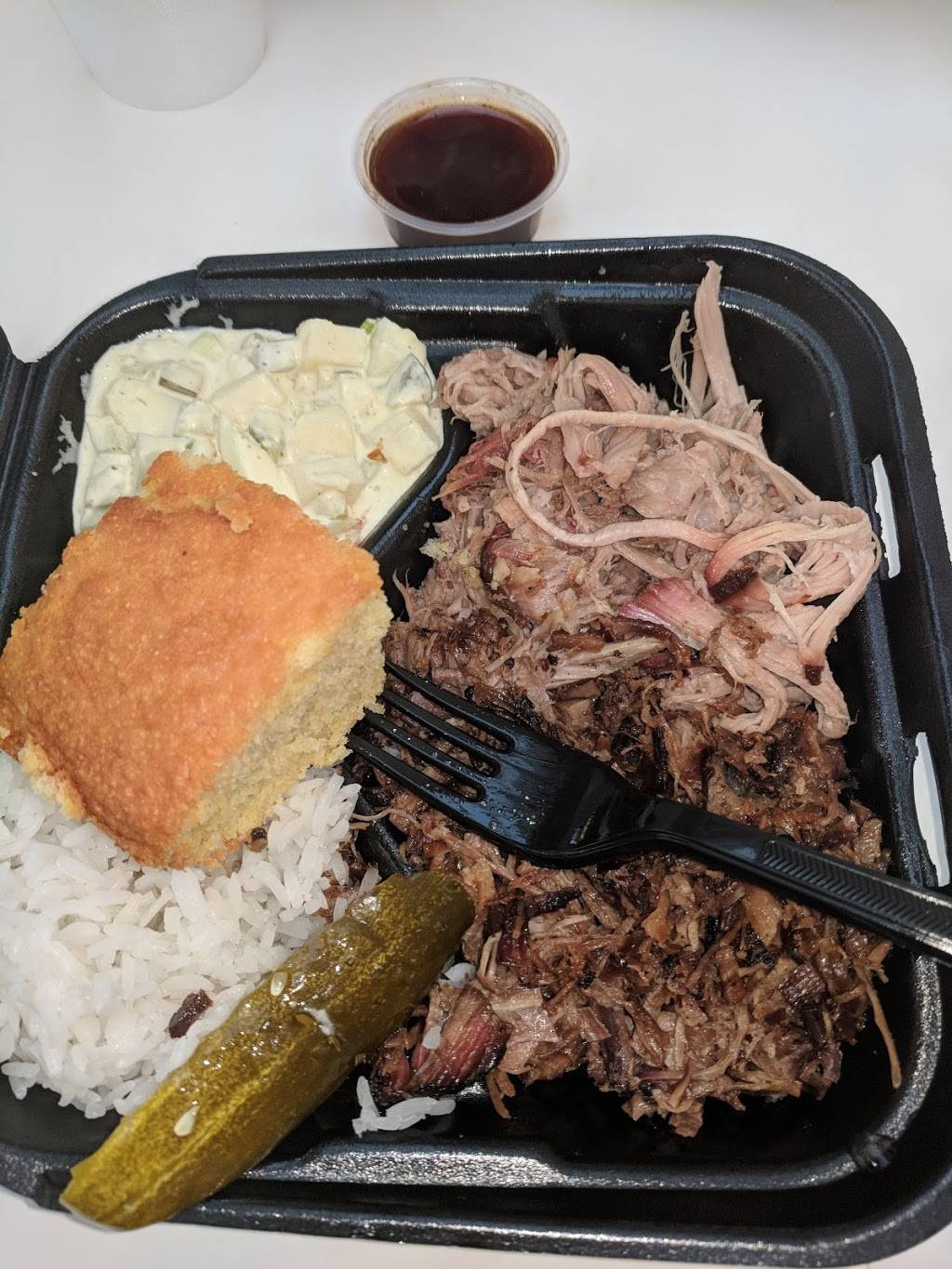 Smokin Star BBQ | restaurant | 1200 Provo Towne Centre Blvd, Provo, UT 84601, USA | 8019955403 OR +1 801-995-5403