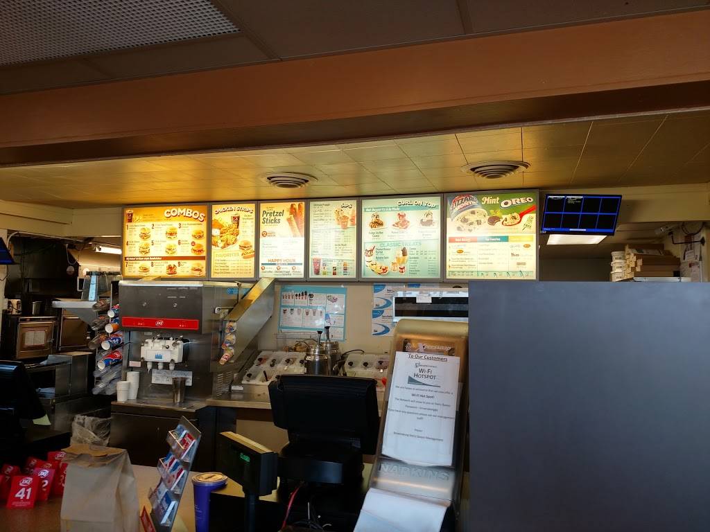 Dairy Queen Grill & Chill | restaurant | 705 E Main St, Brownsburg, IN 46112, USA | 3178524195 OR +1 317-852-4195