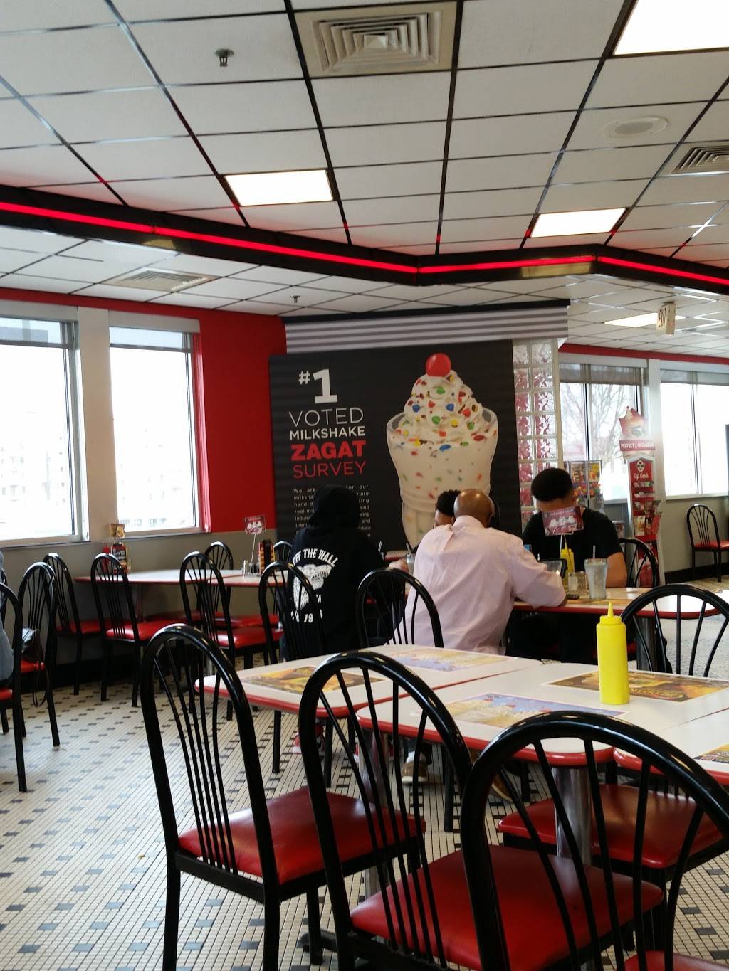 Steak n Shake | restaurant | 2736 Cobb Pkwy, Smyrna, GA 30080, USA | 7709522744 OR +1 770-952-2744