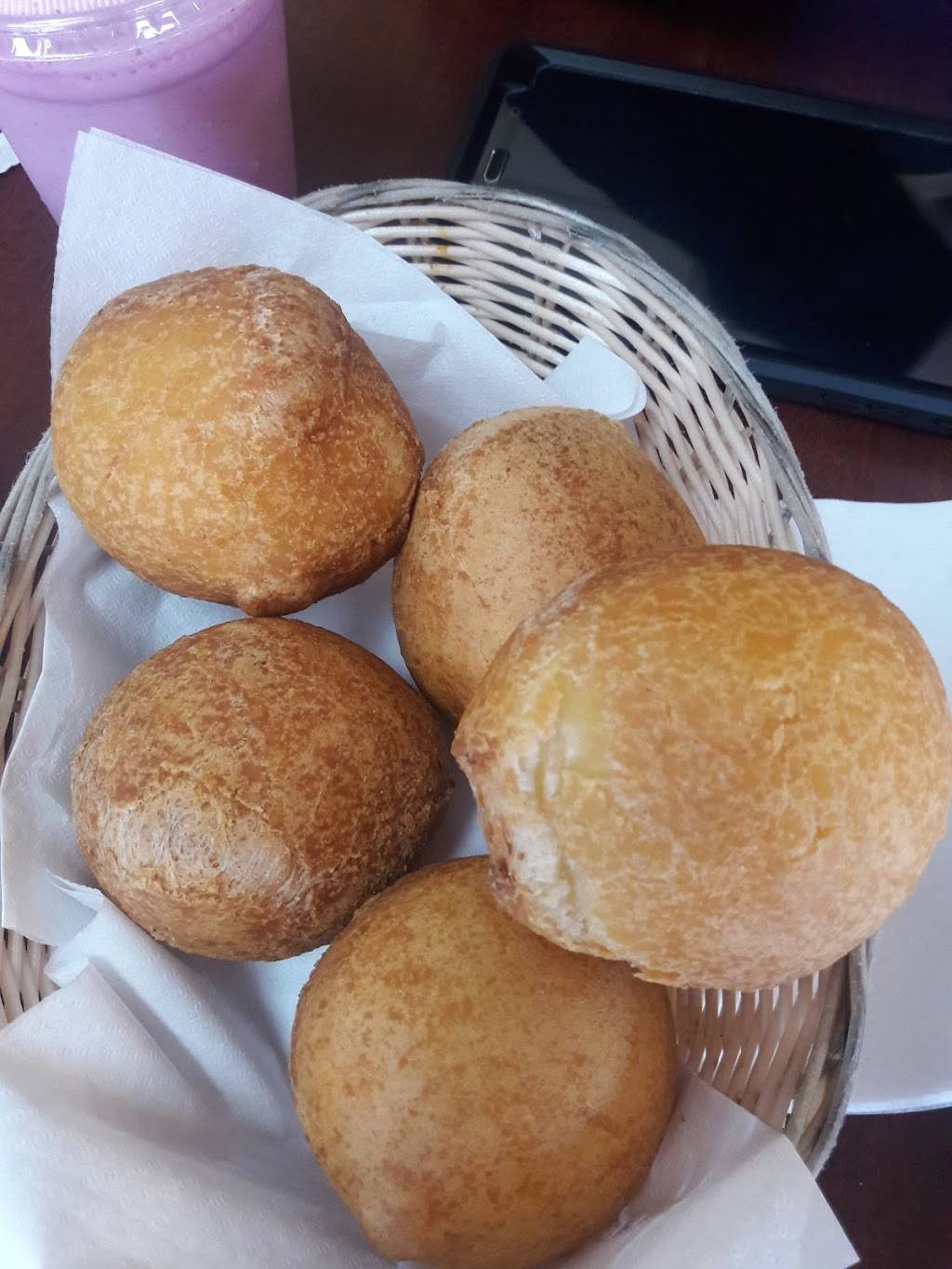 Molinas Bakery | restaurant | 2708 N University Dr, Sunrise, FL 33322, USA | 9546160753 OR +1 954-616-0753