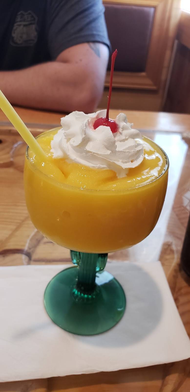 El MeZcal | restaurant | 1495 N Clinton St, Defiance, OH 43512, USA | 4197822201 OR +1 419-782-2201