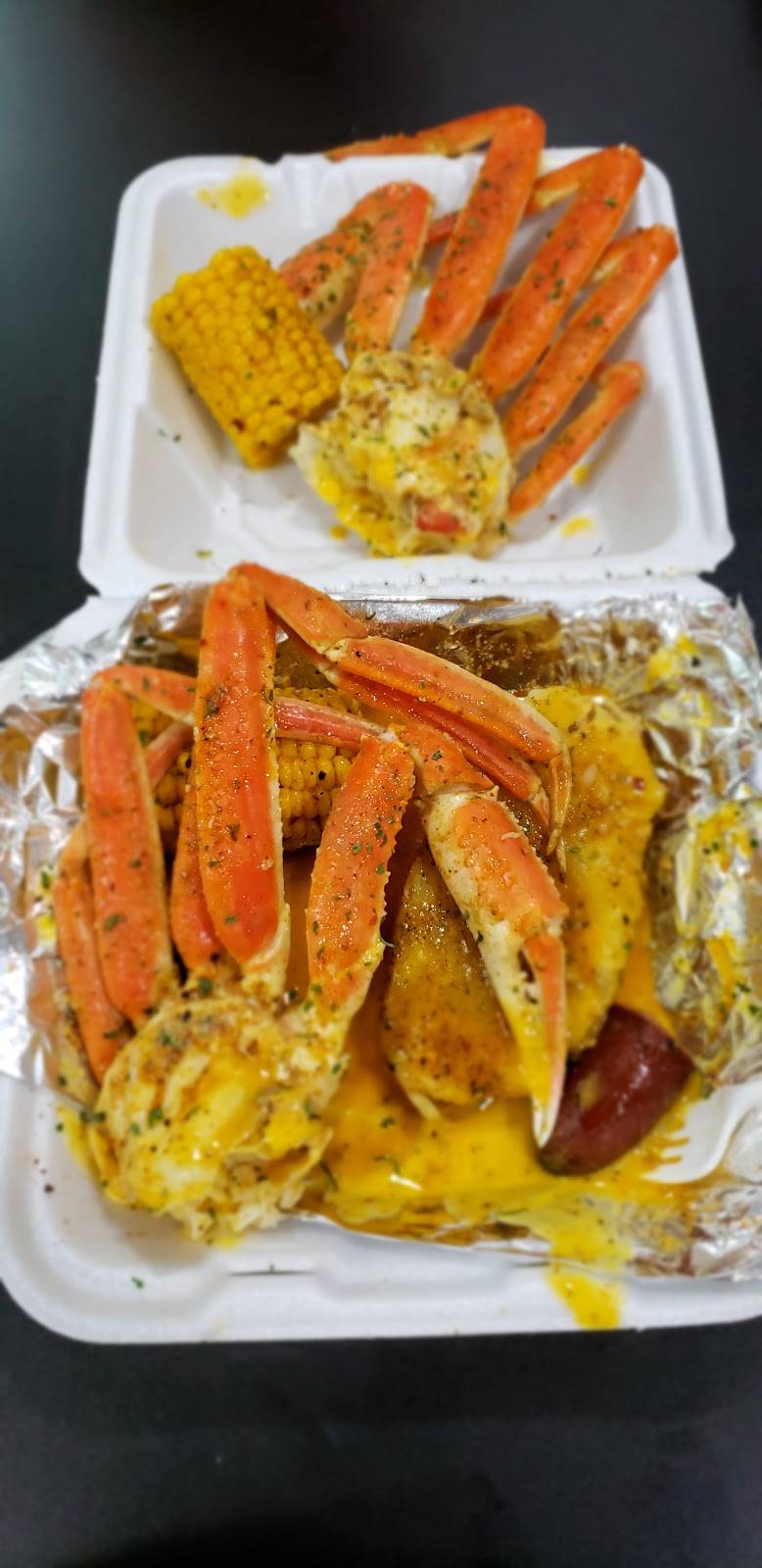 Straight drop seafood & Catering | restaurant | 5645, 594 S Reilly Rd, Fayetteville, NC 28314, USA | 9105684032 OR +1 910-568-4032