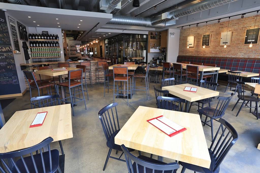 DryHop Brewers | restaurant | 3155 N Broadway, Chicago, IL 60657, USA | 7738573155 OR +1 773-857-3155