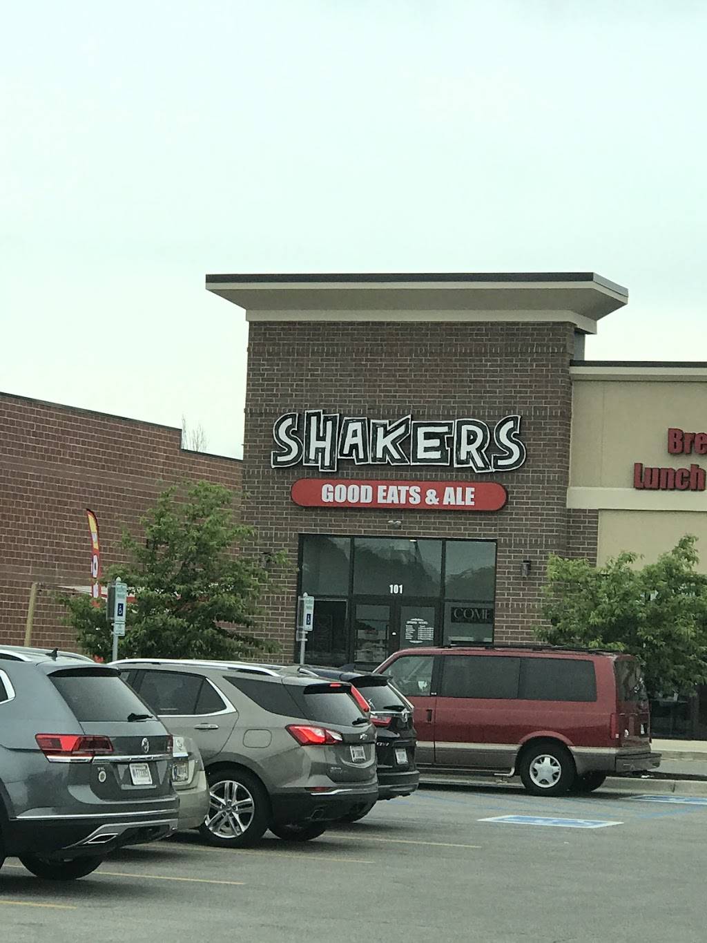 Shakers Good Eats and Ale | restaurant | 104 Modern Blvd, Indianapolis, IN 46259, USA | 3175277184 OR +1 317-527-7184