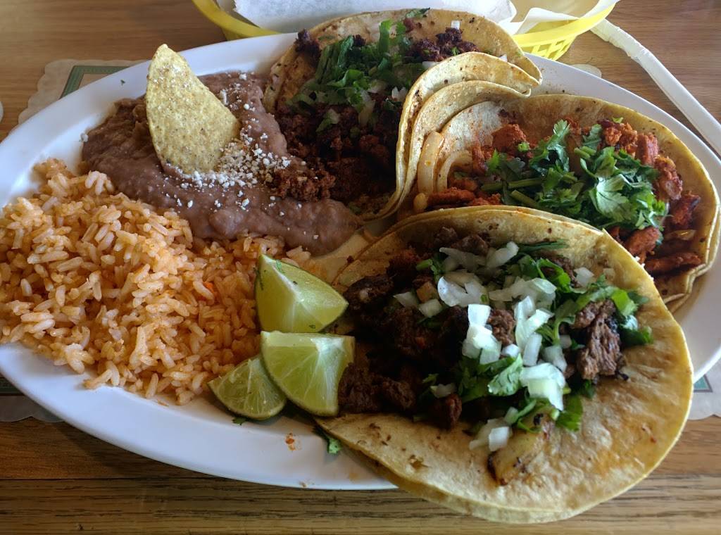 La Parrilla | restaurant | 4661 Old Tavern Rd, Lisle, IL 60532, USA | 6307789780 OR +1 630-778-9780