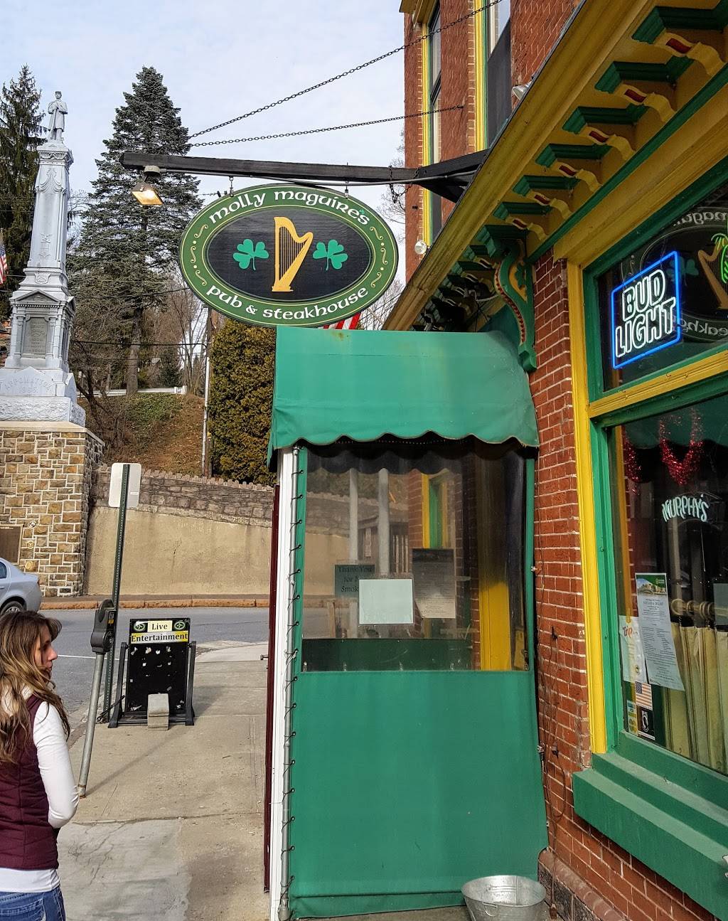 Molly Maguires | restaurant | 5 Hazard Square, Jim Thorpe, PA 18229, USA | 5703254563 OR +1 570-325-4563